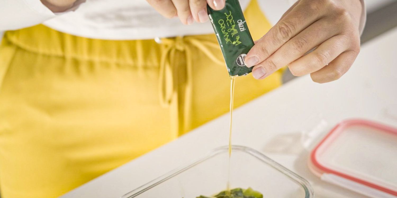 Elevate Your Meals with Olizzi Organic Single Use EVOO Packets: Flavor on the Go!
