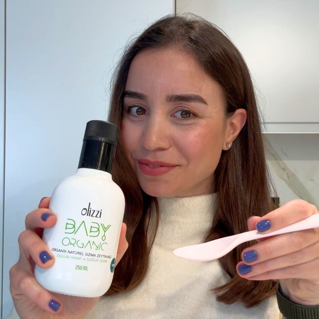The "Multicolor" Secret: Why Your Baby’s First Olive Oil Should Be Gentle, Not Pungent